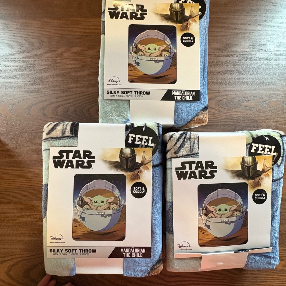 Star Wars LOT 3 The Mandalorian Grogu The Child 40x50 Silky Soft Throw